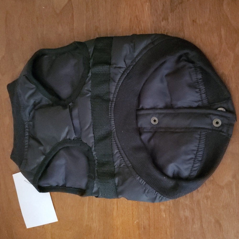Frisco Pet Apparel Black Puffer Vest NWT Size S - Picture 3 of 5